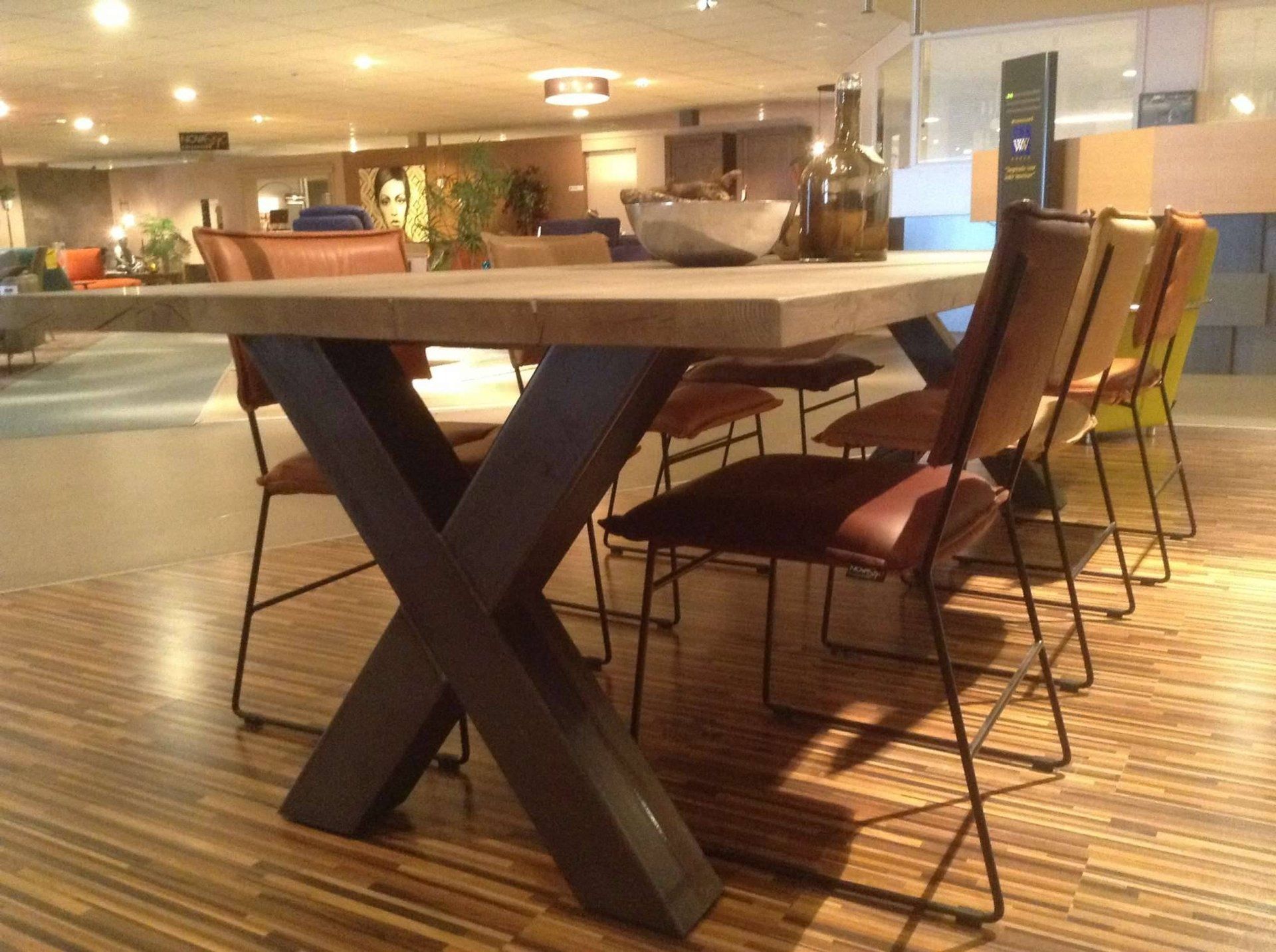 Eetkamerafel Liva | 2